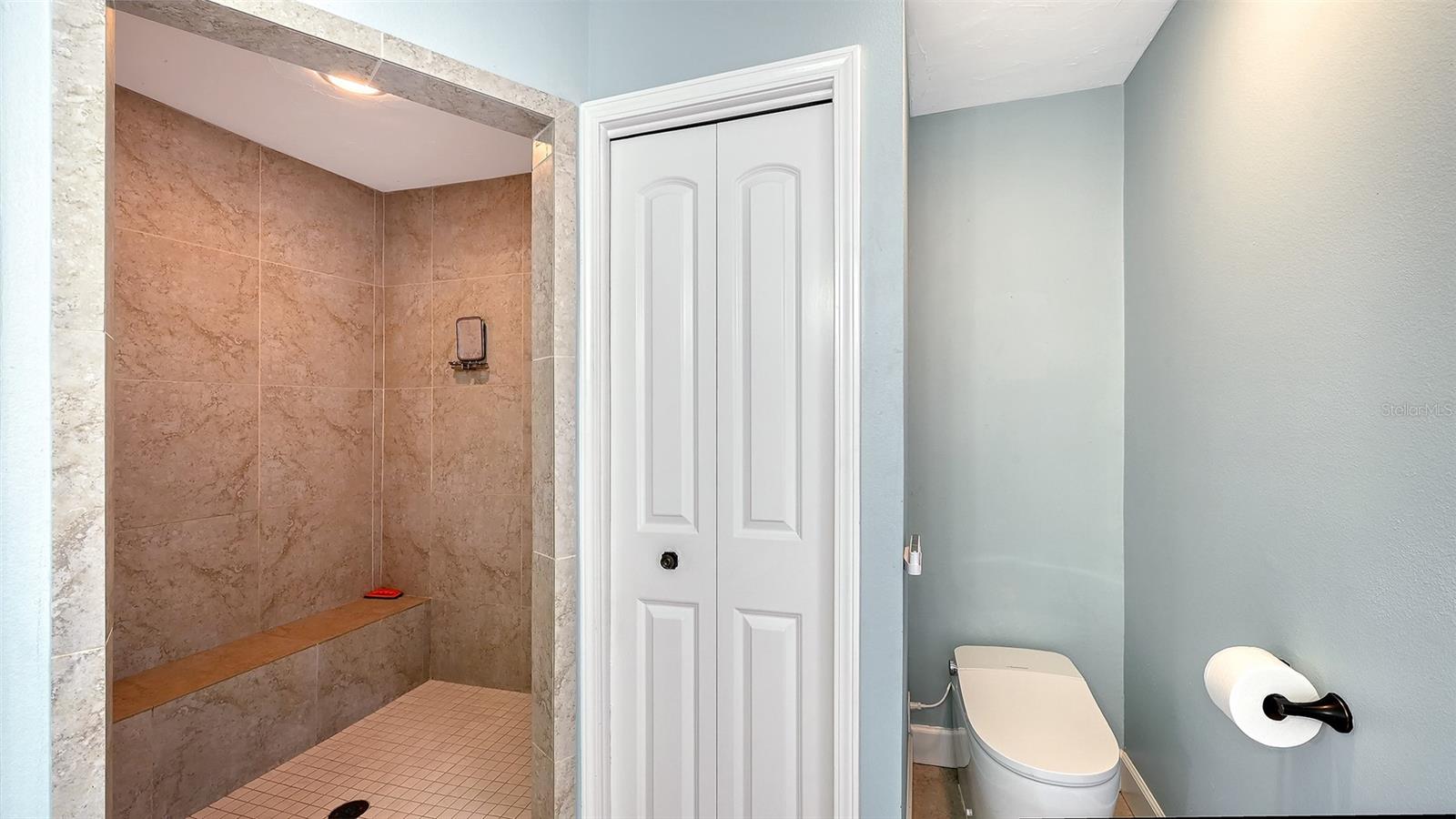 Image 23 of 64 For 8010 Conservatory Drive