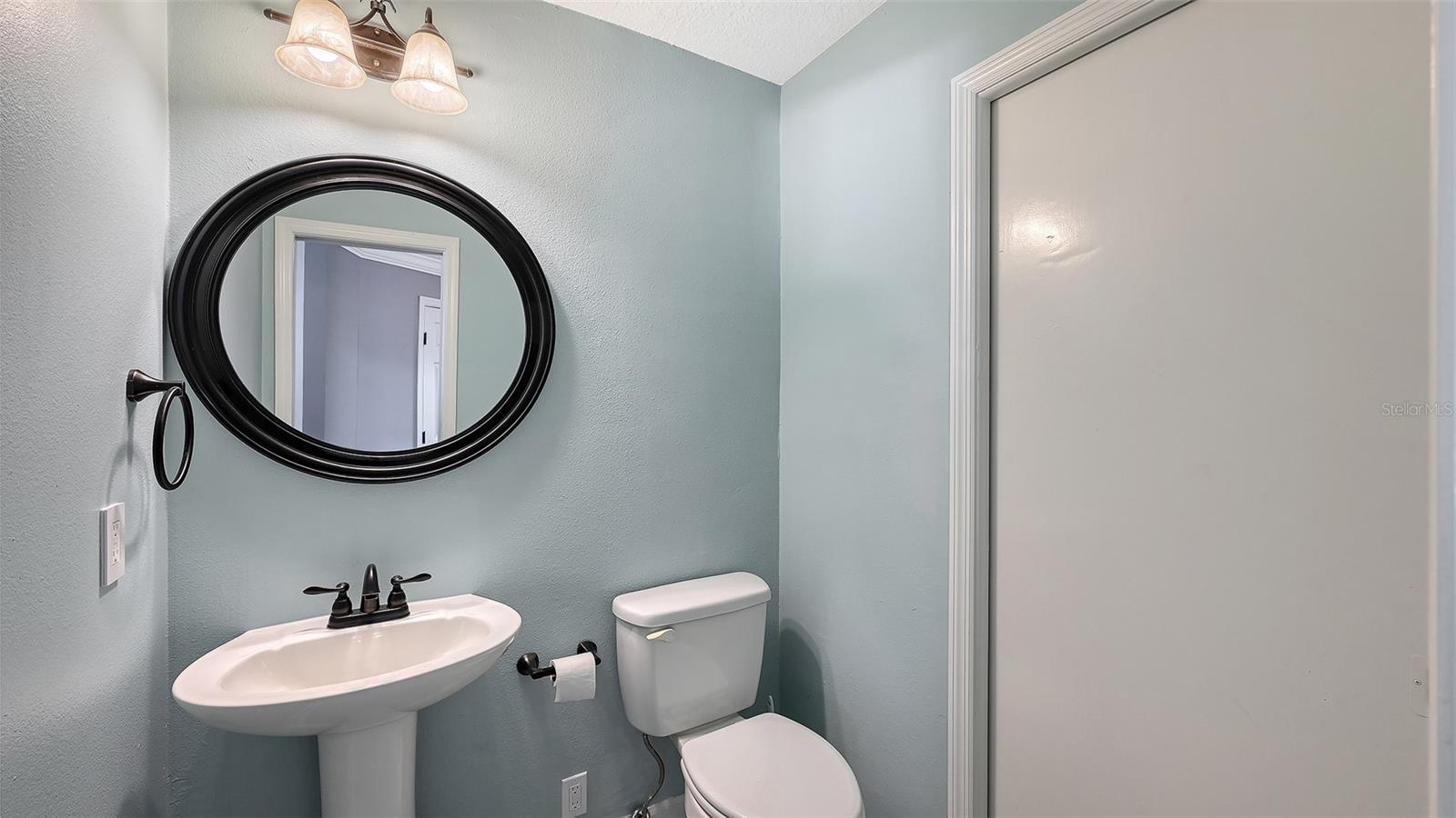 Image 25 of 64 For 8010 Conservatory Drive