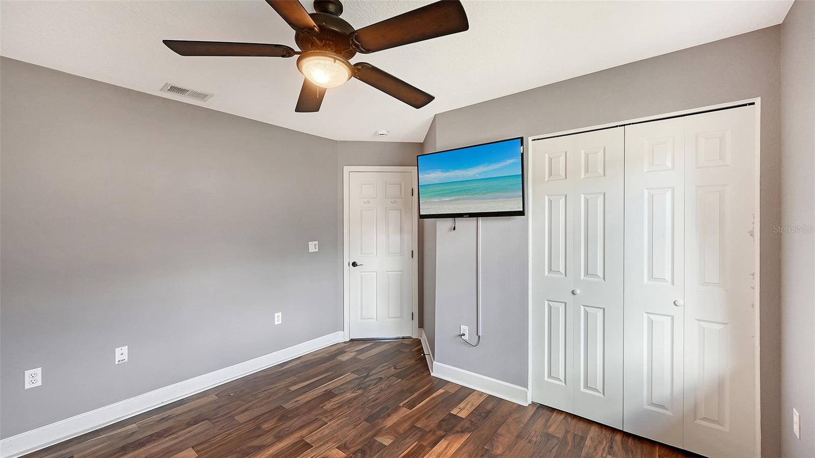 Image 30 of 64 For 8010 Conservatory Drive