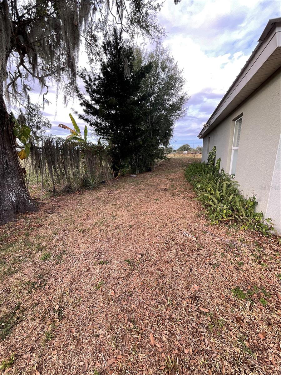 Image 11 of 14 For 1030 Palm Drive