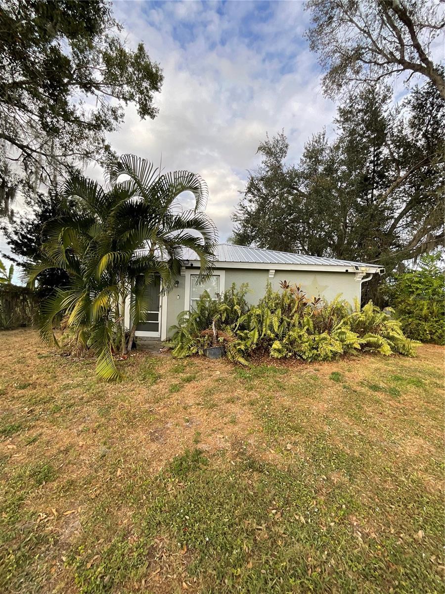 Image 14 of 14 For 1030 Palm Drive