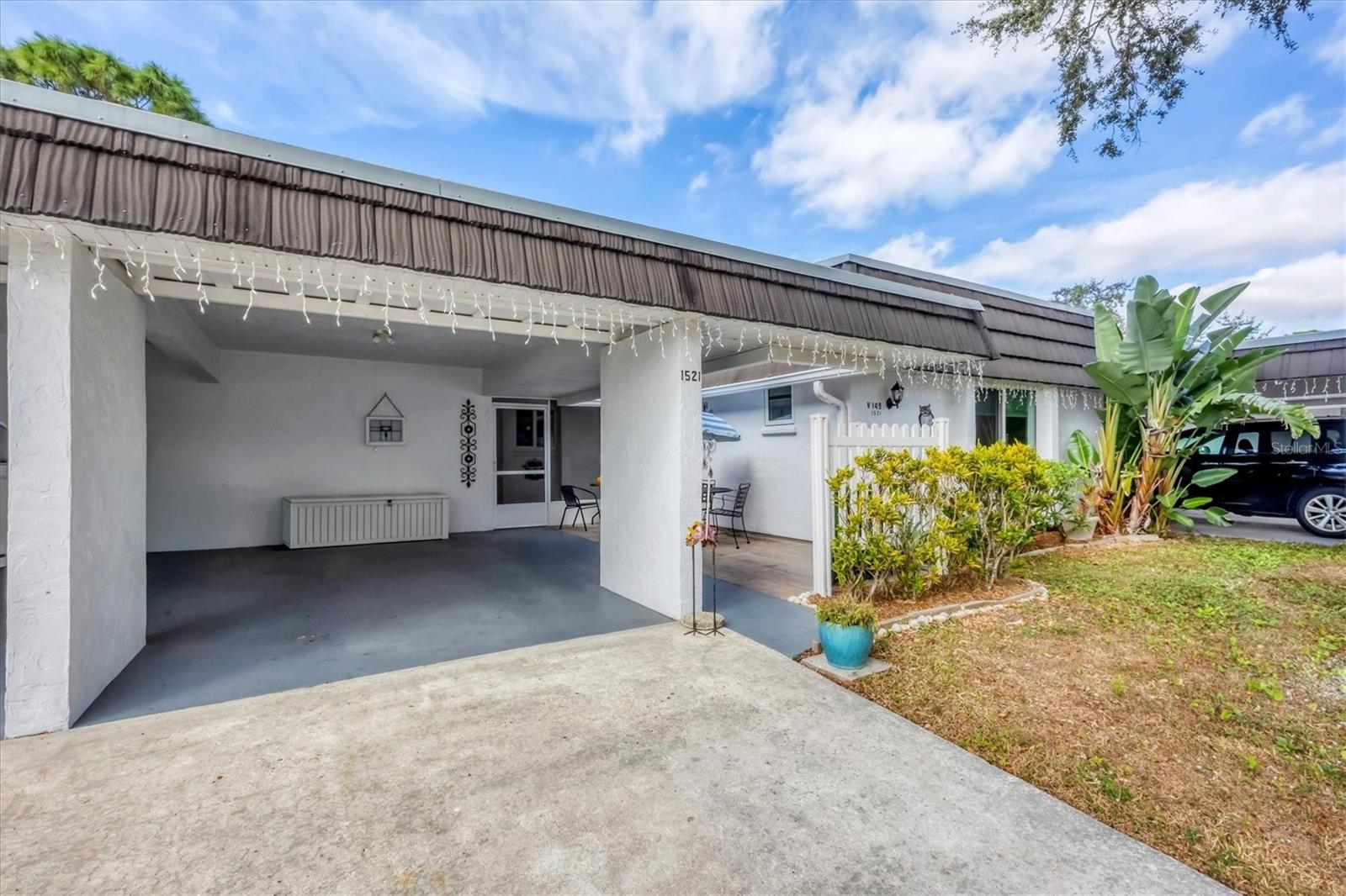 Image 8 of 43 For 1521 Lakeside Way 149