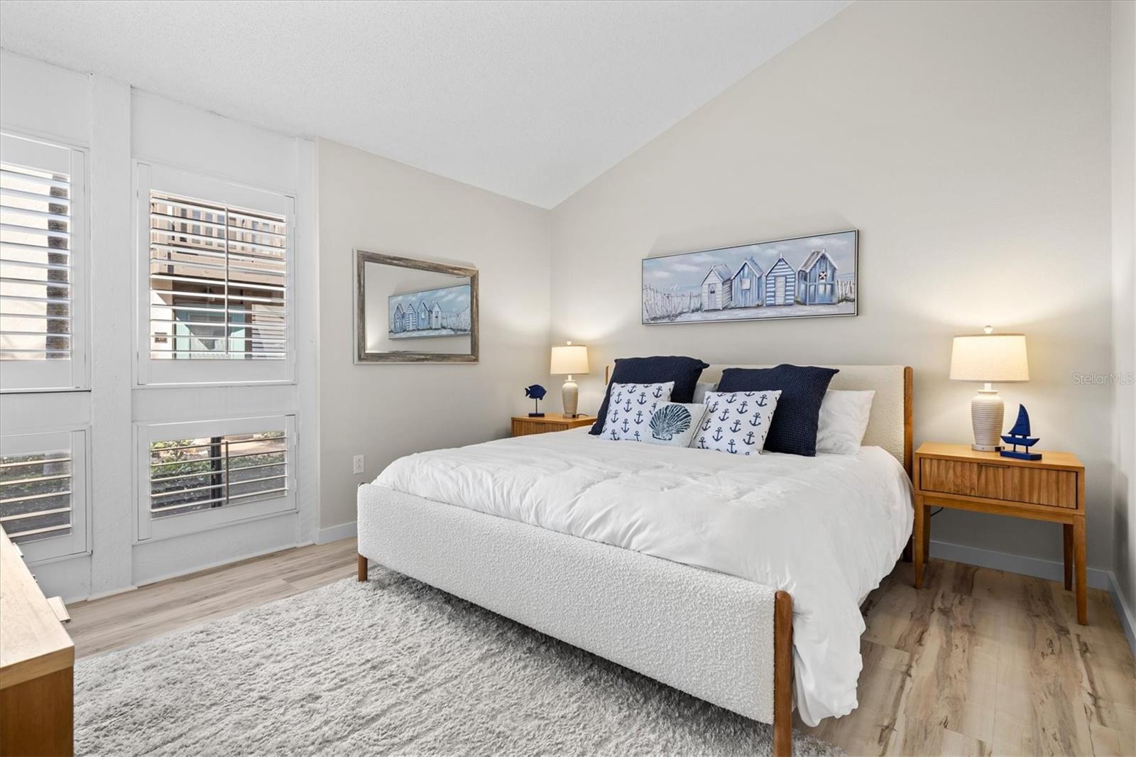 Image 15 of 53 For 800 Blvd Of The Presidents 3