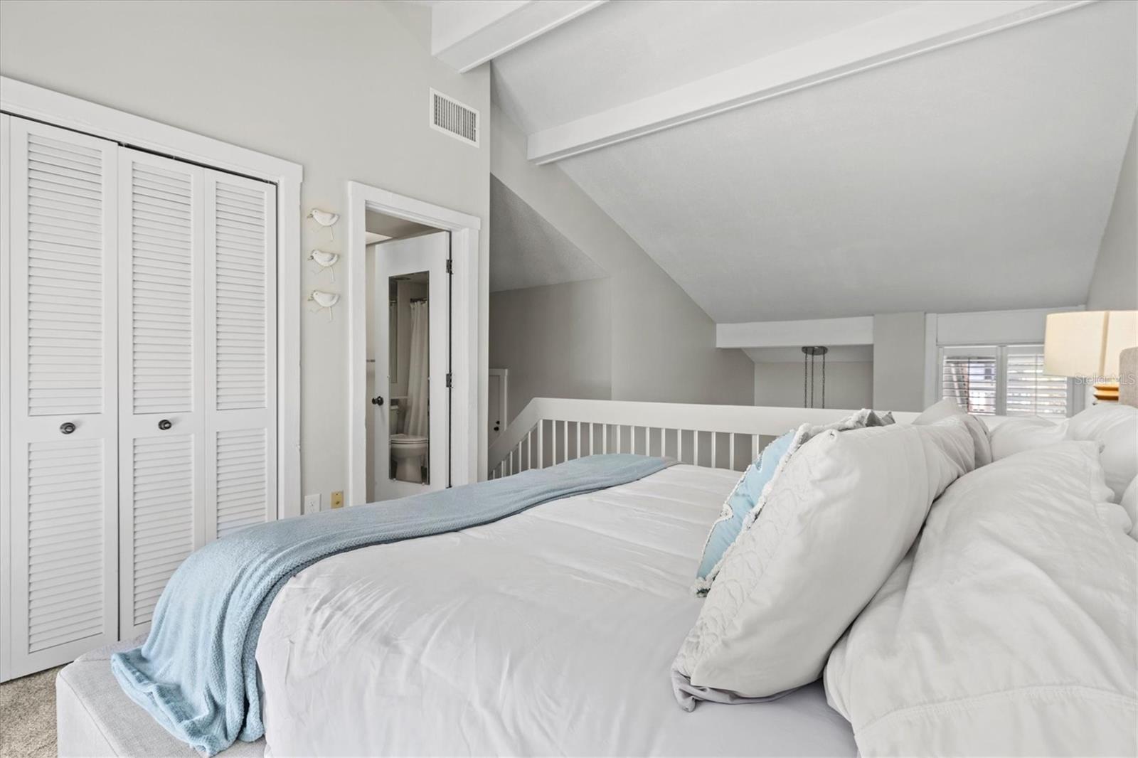 Image 23 of 53 For 800 Blvd Of The Presidents 3