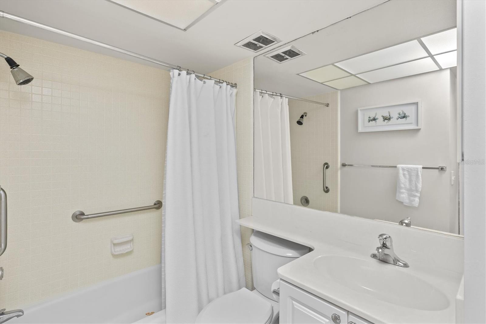 Image 24 of 53 For 800 Blvd Of The Presidents 3