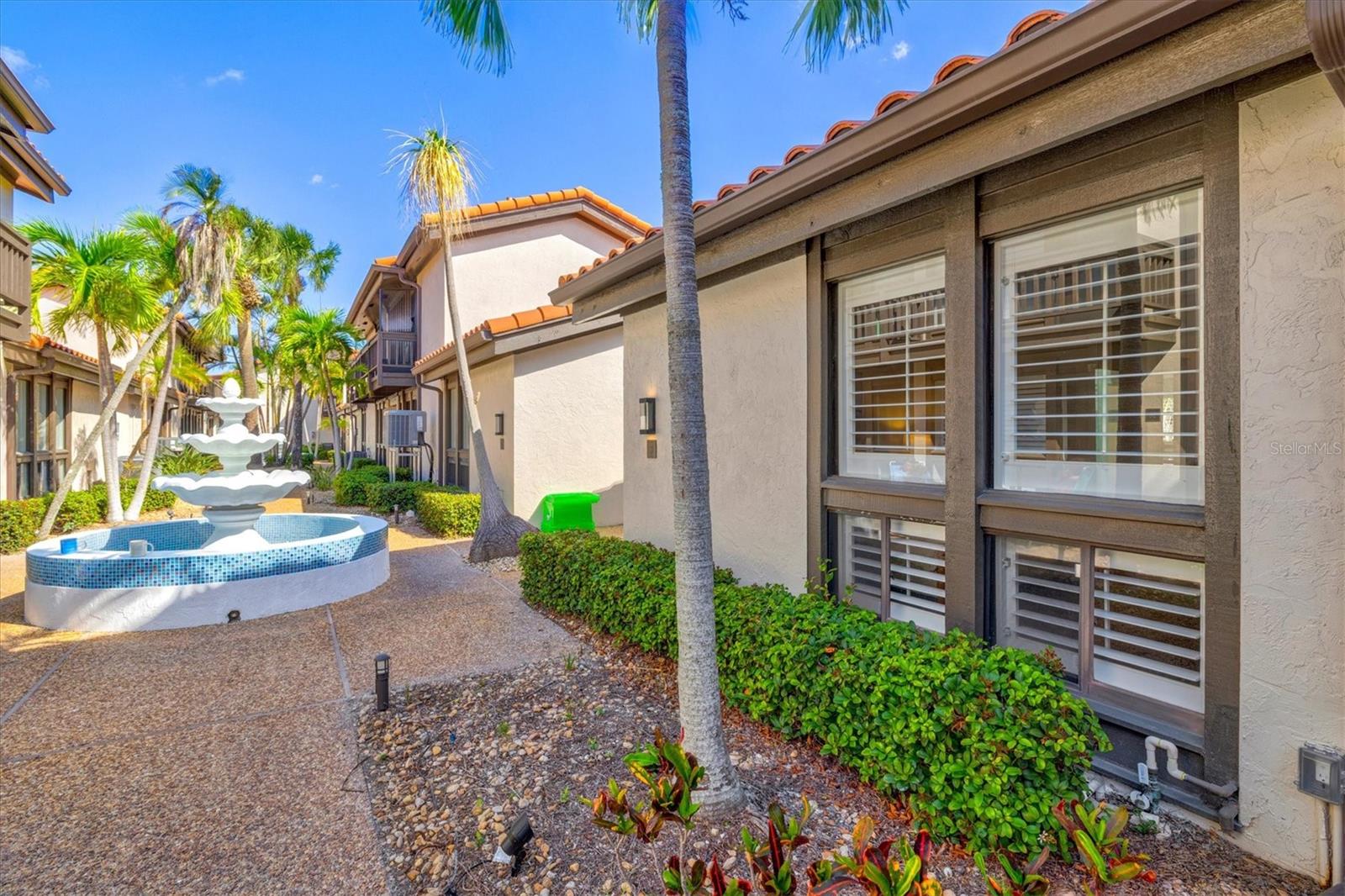 Image 25 of 53 For 800 Blvd Of The Presidents 3