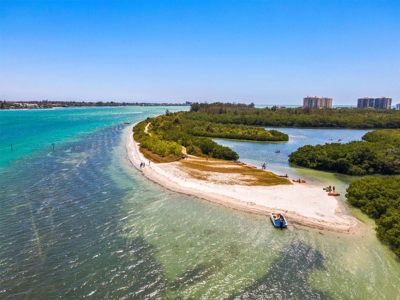 Image 43 of 53 For 800 Blvd Of The Presidents 3