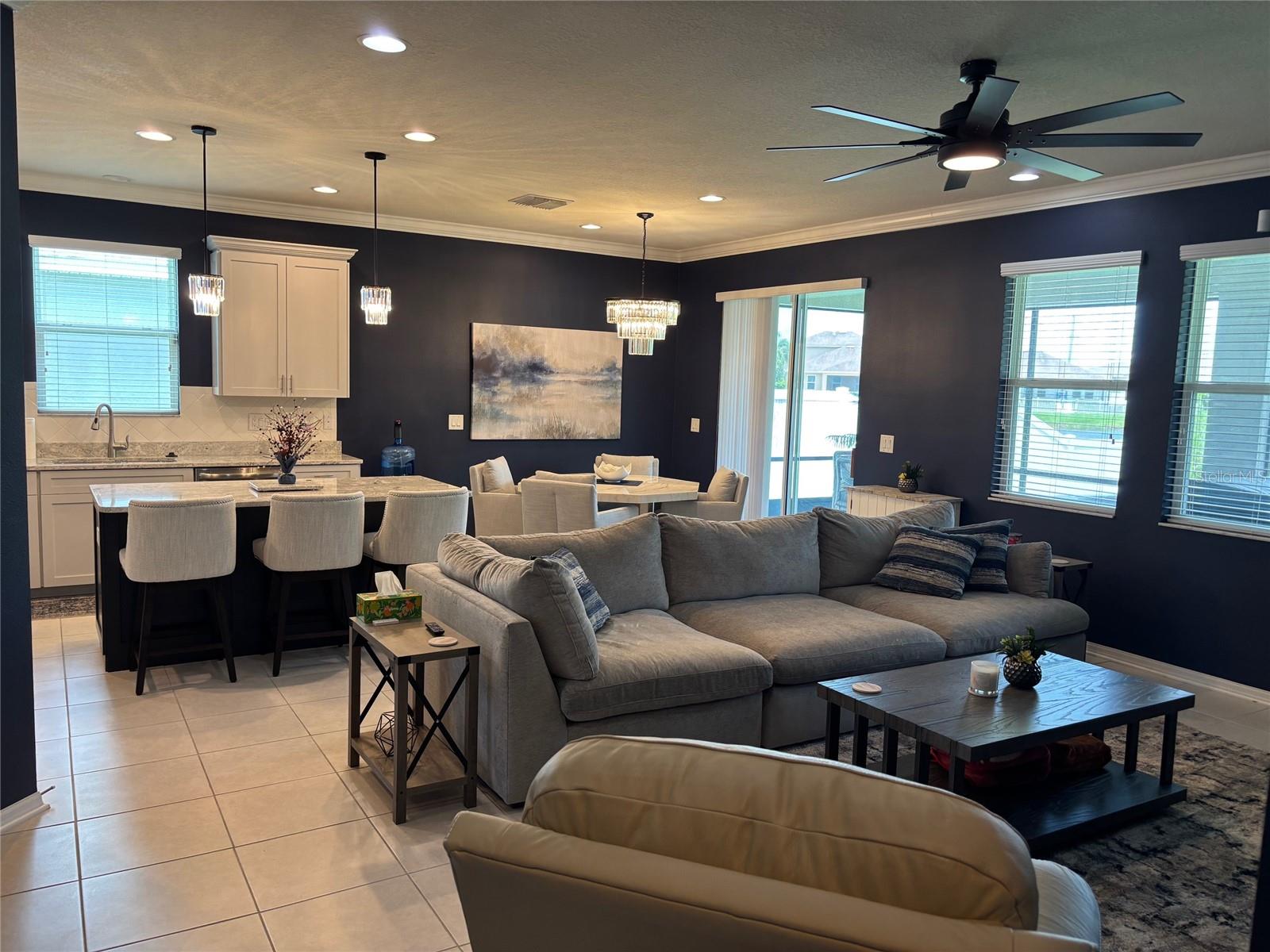 Image 4 of 27 For 10915 79th Street E