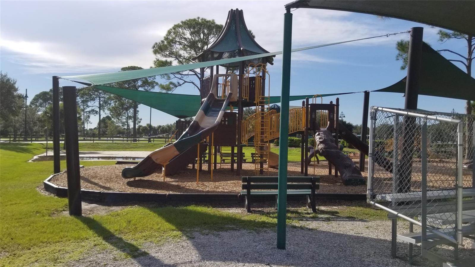 Image 22 of 41 For 1151219204 Devonia Circle