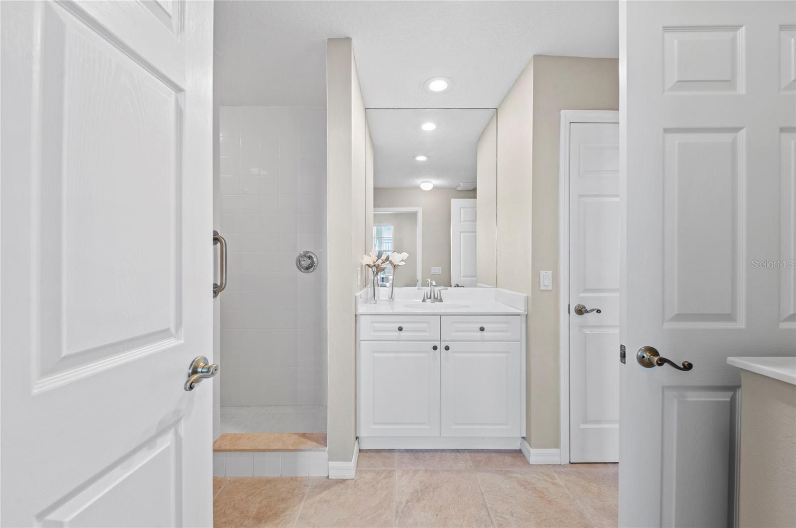 Image 31 of 83 For 232 Hidden Bay Drive 504