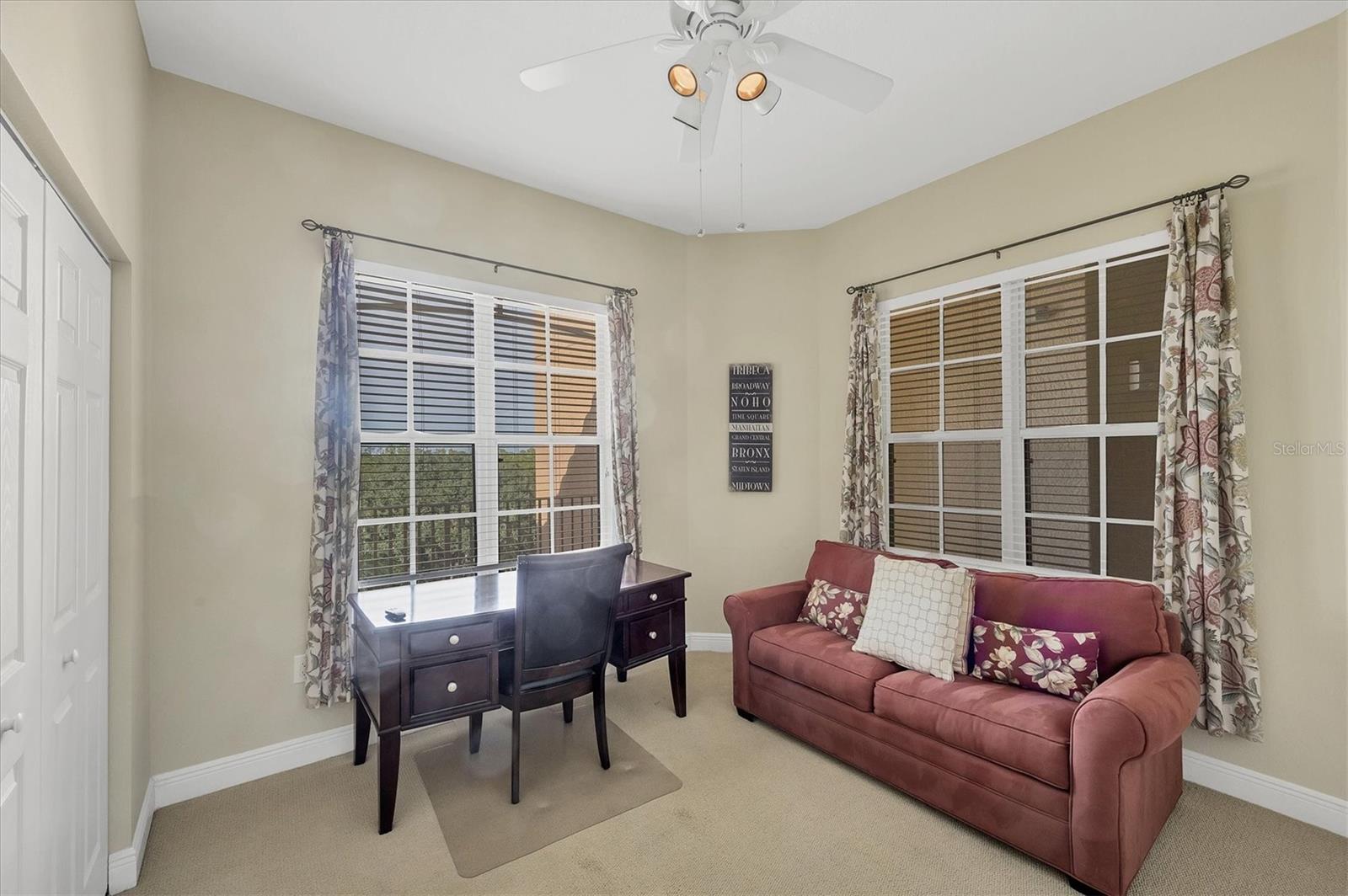 Image 29 of 66 For 6310 Watercrest Way  402