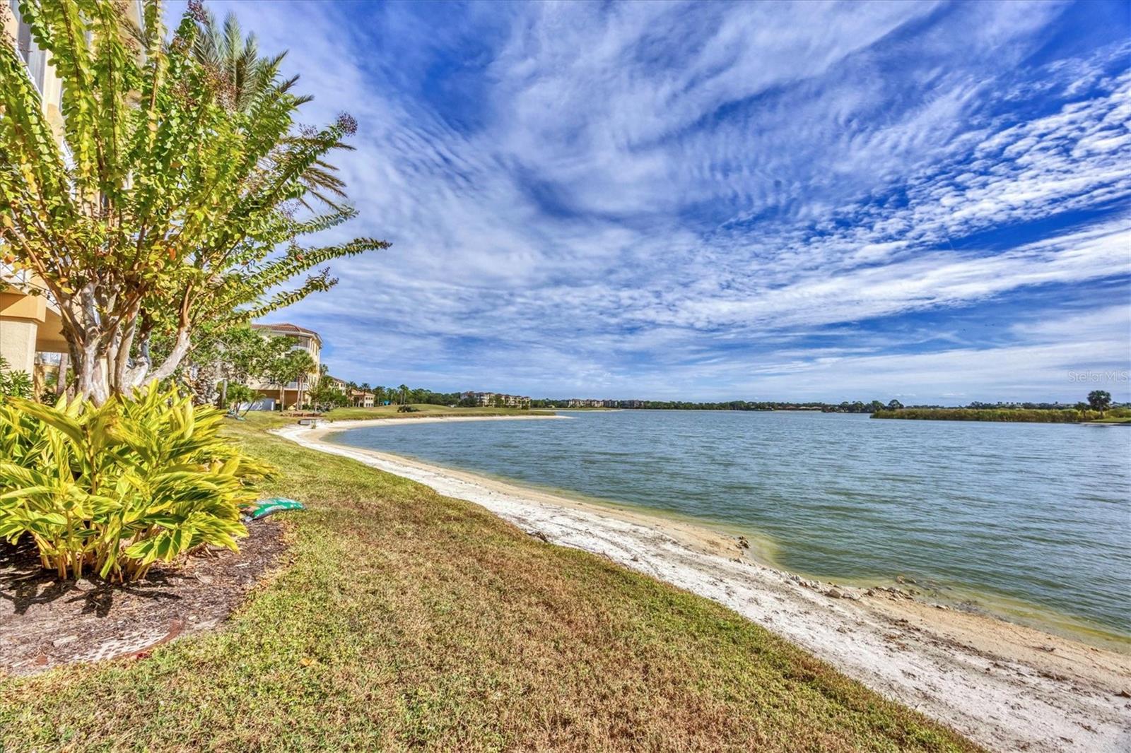 Image 40 of 66 For 6310 Watercrest Way  402