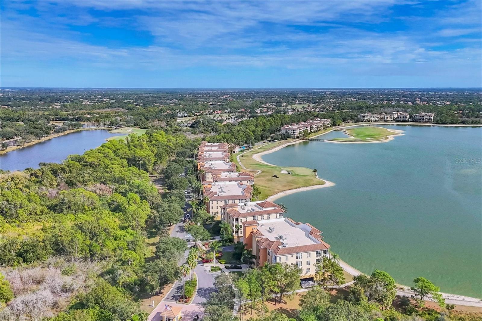 Image 41 of 66 For 6310 Watercrest Way  402