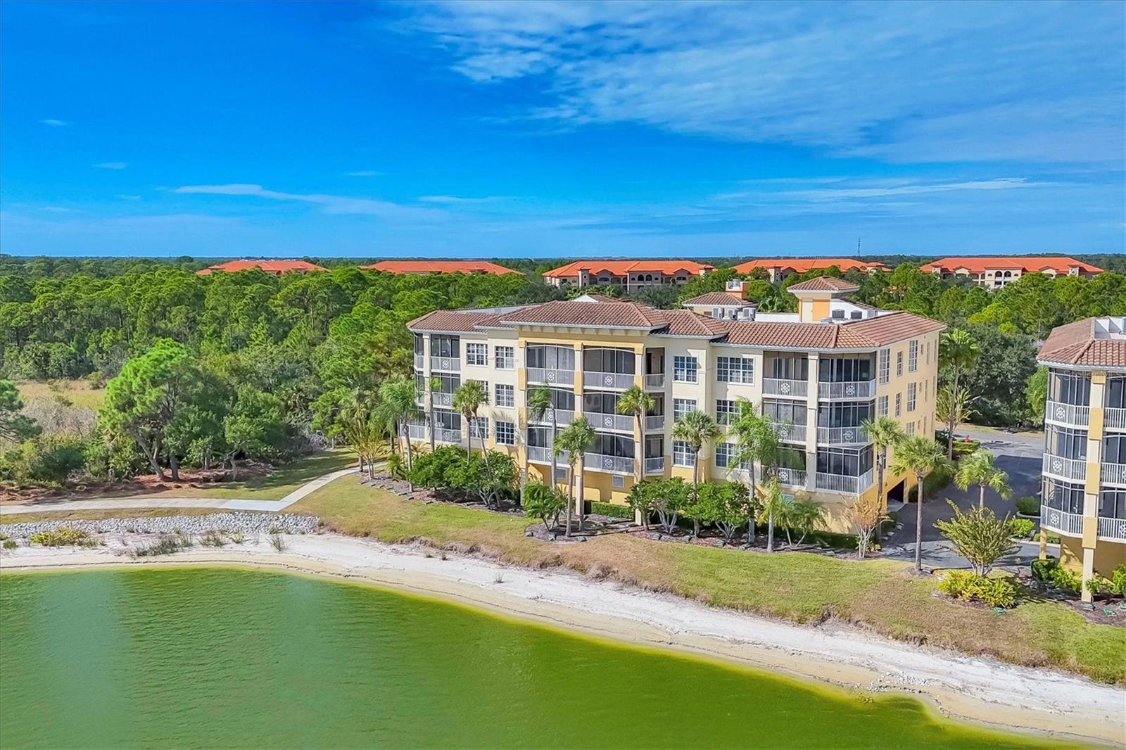 Image 43 of 66 For 6310 Watercrest Way  402