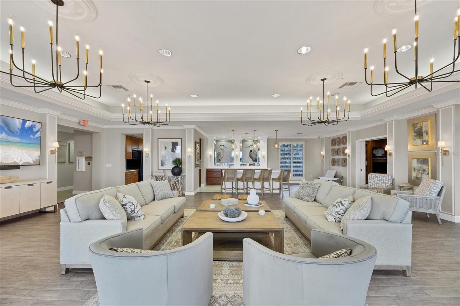 Image 52 of 66 For 6310 Watercrest Way  402