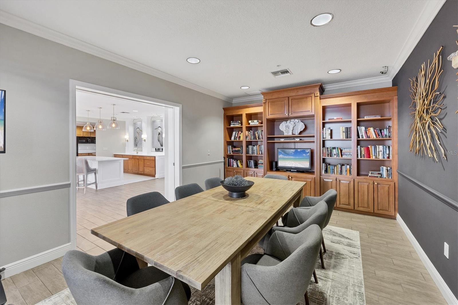 Image 55 of 66 For 6310 Watercrest Way  402