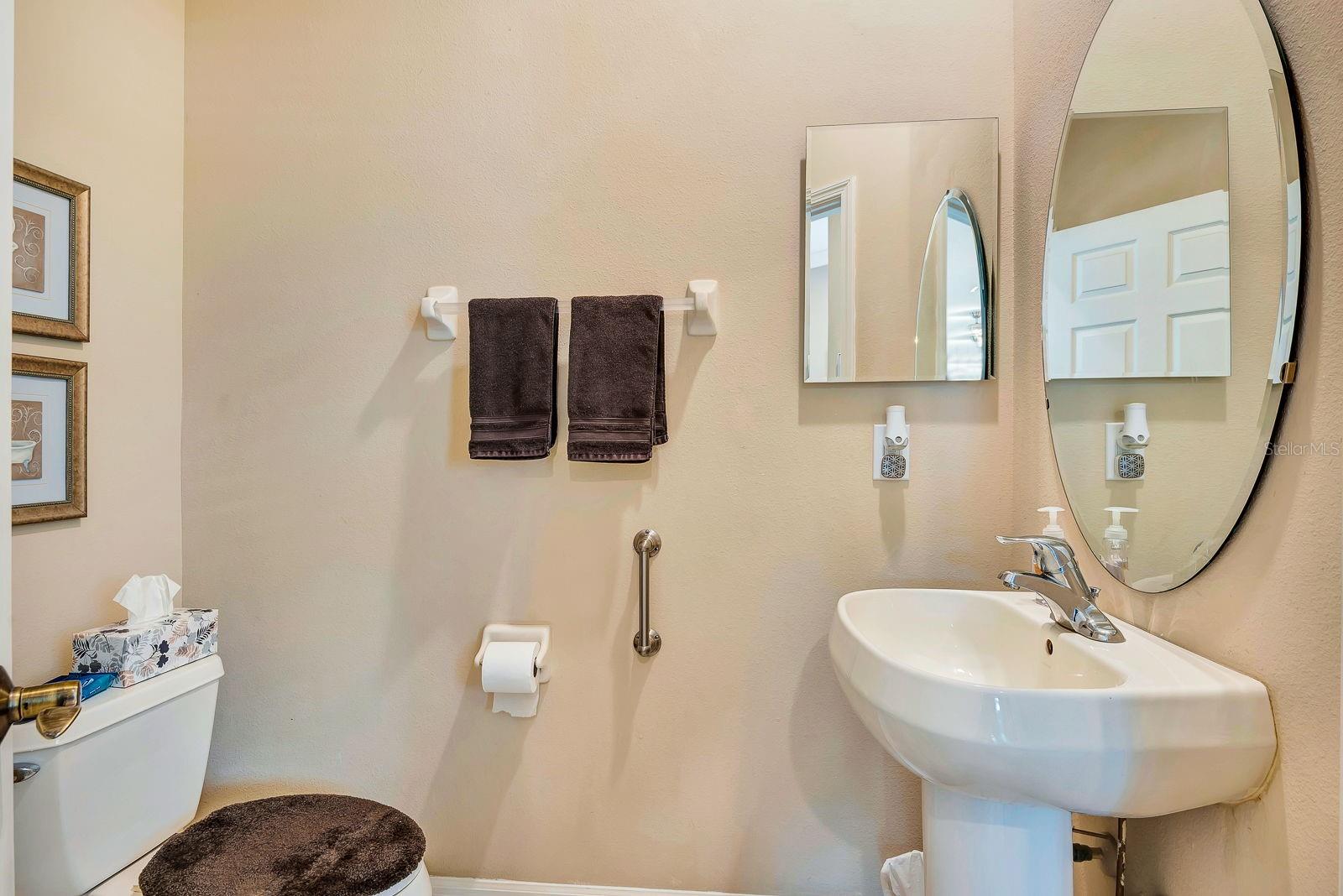 Image 17 of 80 For 11502 52nd Court E