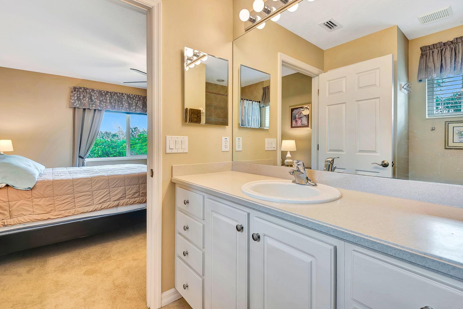 Image 33 of 80 For 11502 52nd Court E