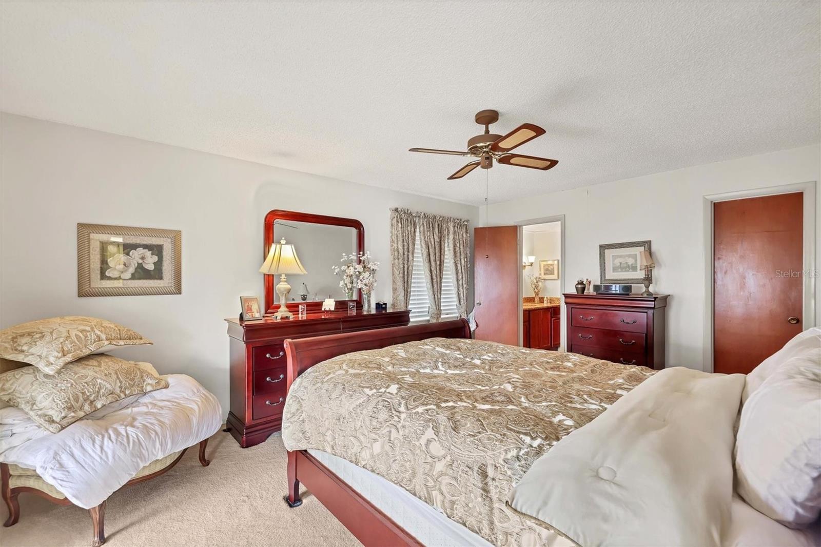 Image 16 of 31 For 5307 18th Avenue W