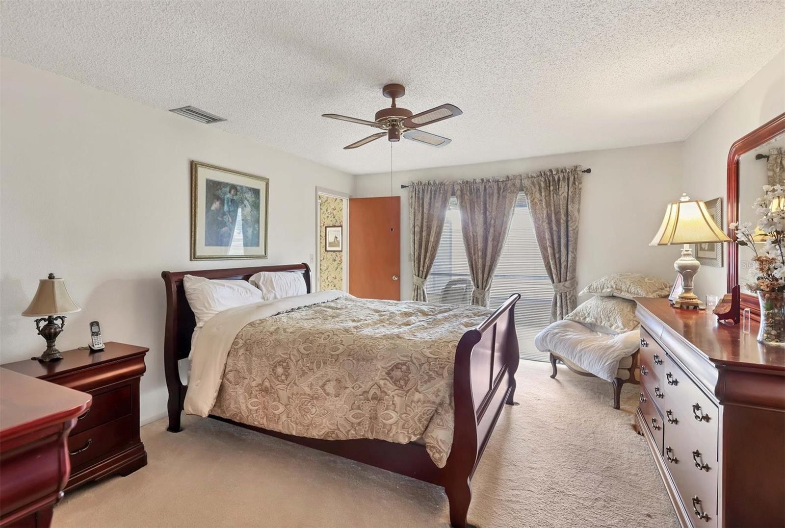 Image 17 of 31 For 5307 18th Avenue W