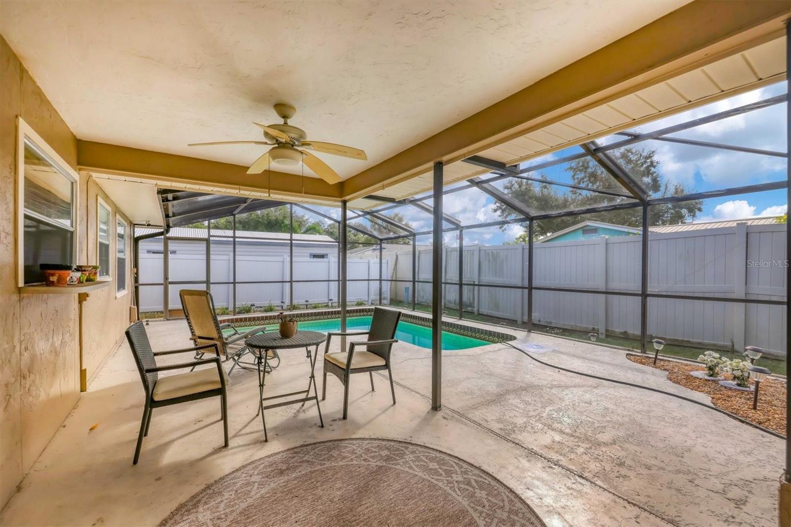 Image 20 of 31 For 5307 18th Avenue W