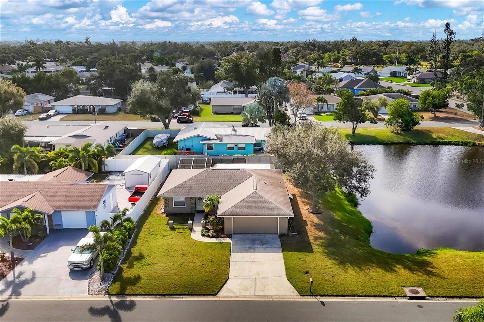 Image 27 of 31 For 5307 18th Avenue W