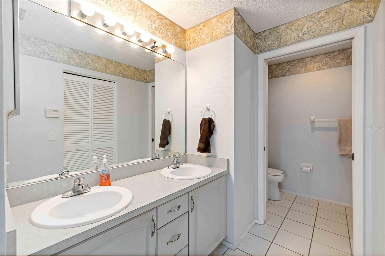 Image 16 of 24 For 4248 Marseilles Avenue 3247