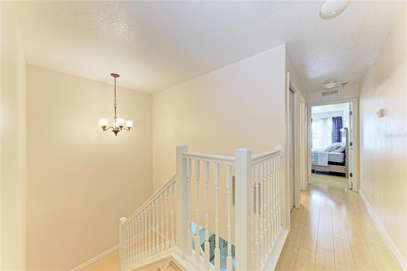 Image 21 of 39 For 226 Cape Harbour Loop 104