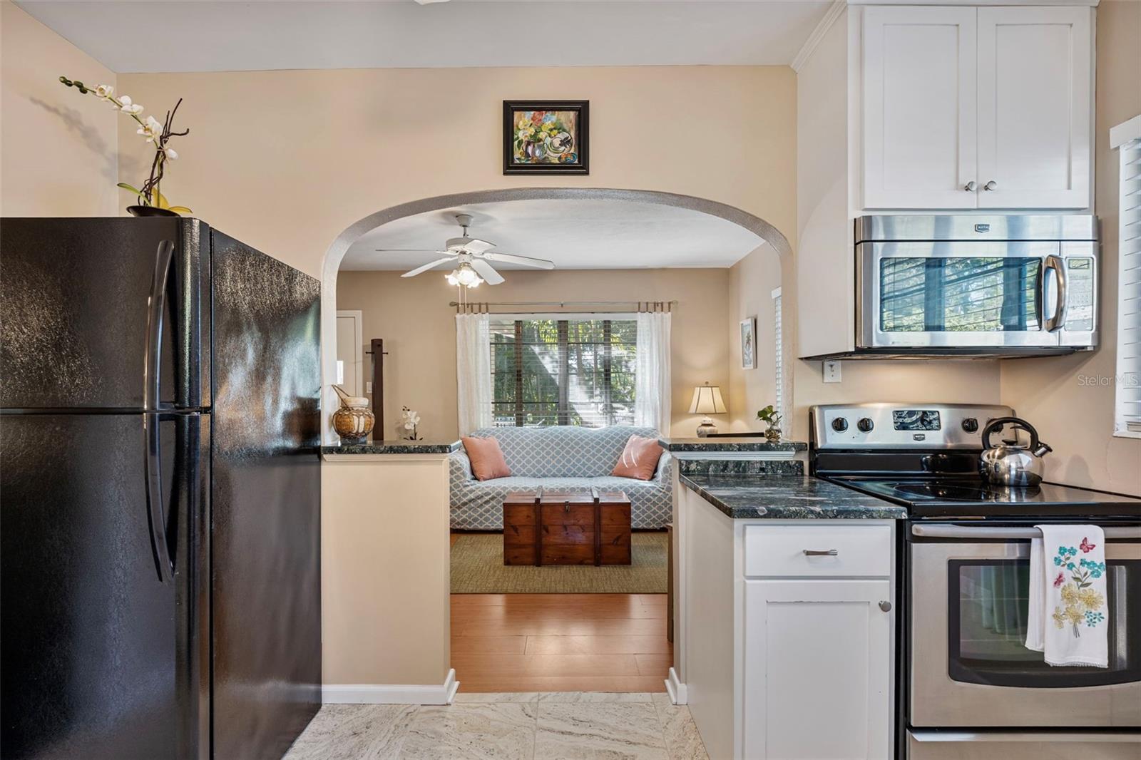 Image 15 of 54 For 839 40th Street