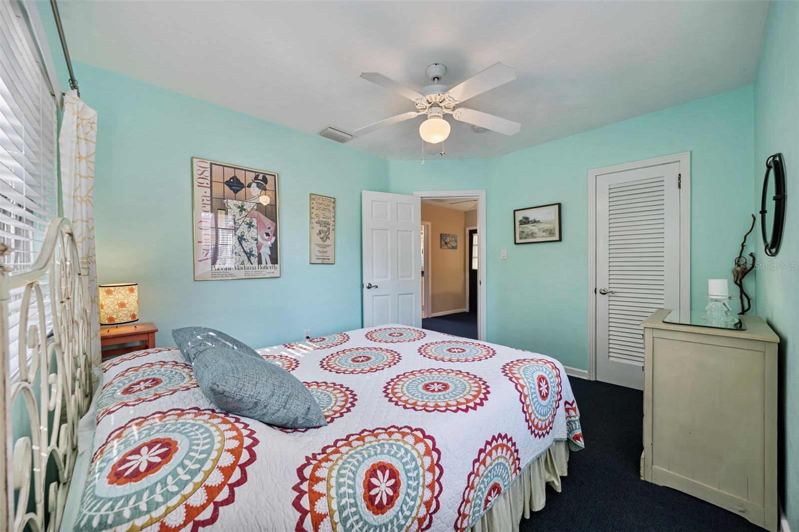 Image 24 of 54 For 839 40th Street