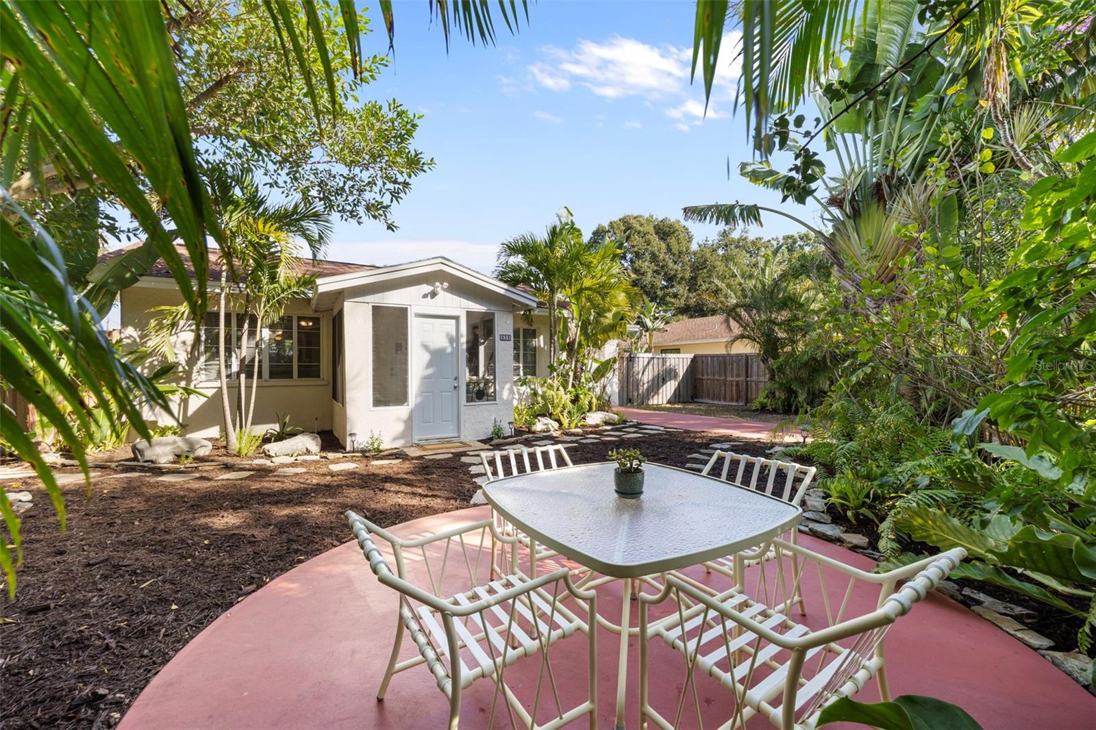 Image 5 of 54 For 839 40th Street