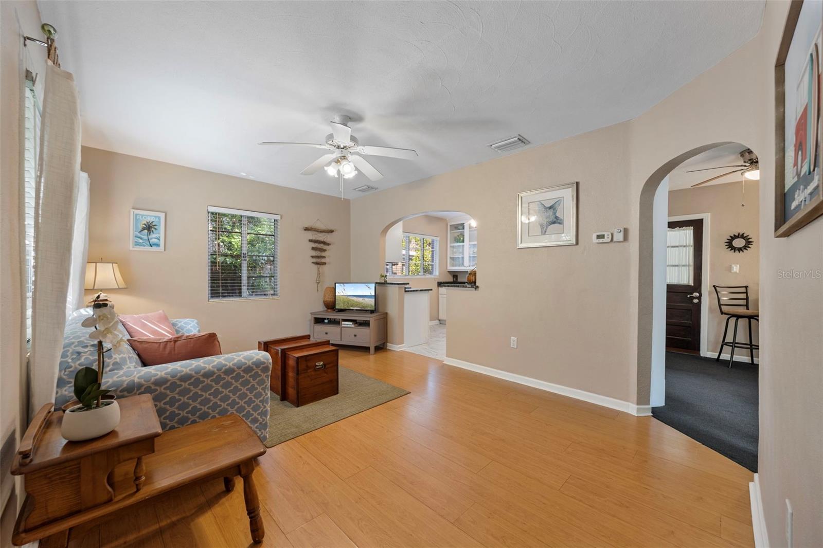 Image 7 of 54 For 839 40th Street