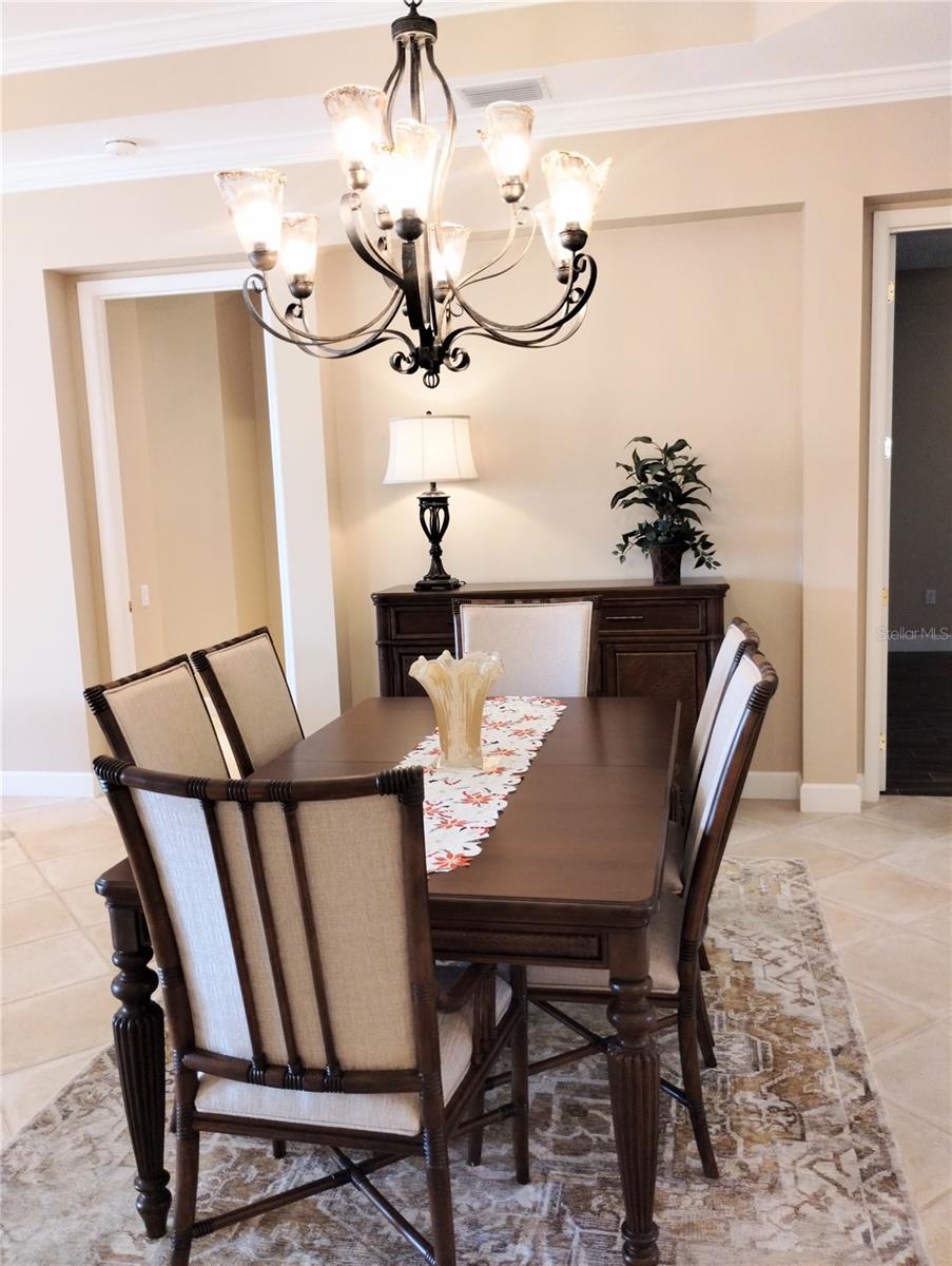 Image 17 of 55 For 5242 Parisienne Place 201b30