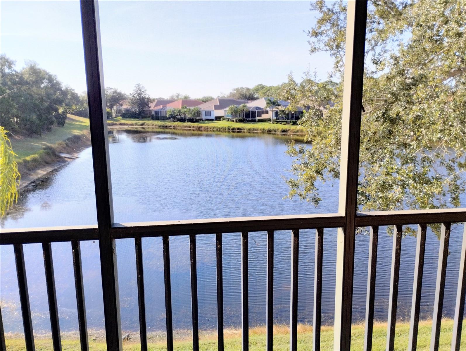 Image 7 of 55 For 5242 Parisienne Place 201b30