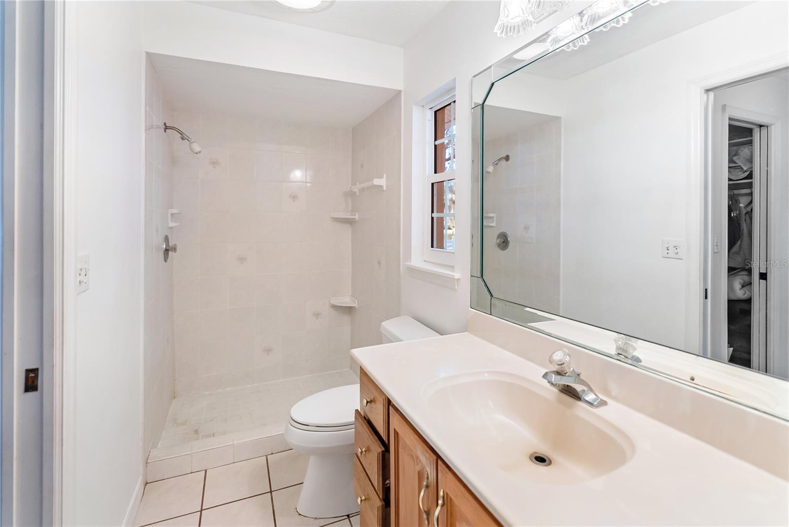 Image 32 of 57 For 1160 Wagon Wheel Drive