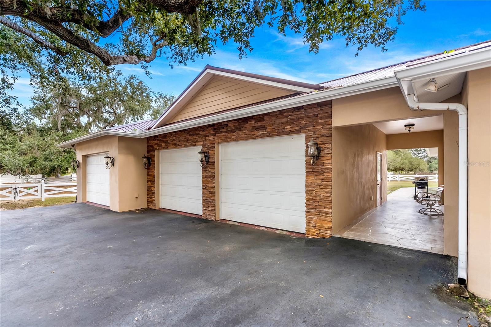 Image 8 of 57 For 1160 Wagon Wheel Drive