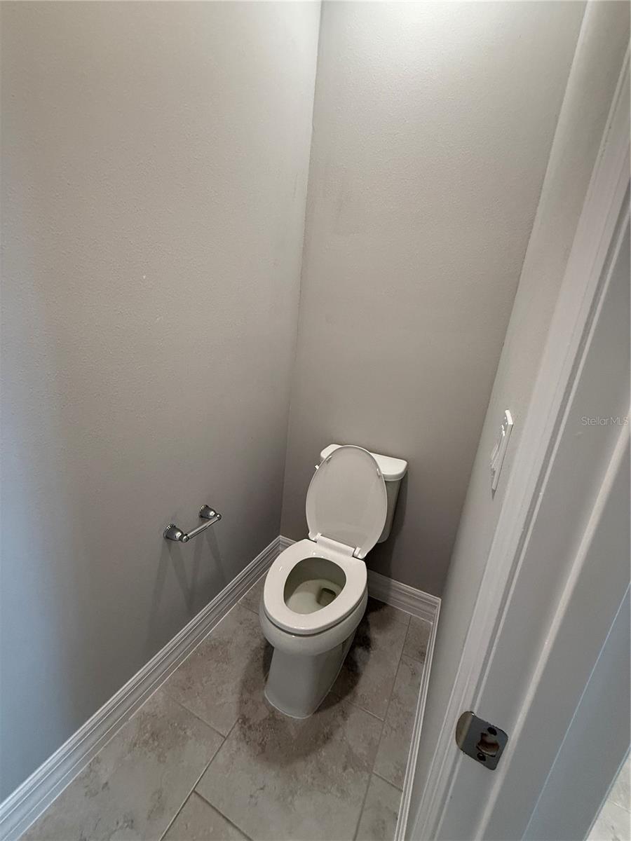 Image 10 of 26 For 1569 Kerman Street