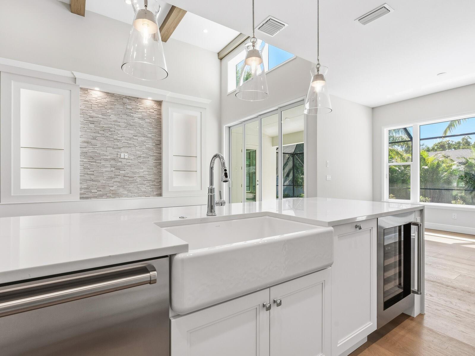 Image 14 of 72 For 1876 Magnolia Street