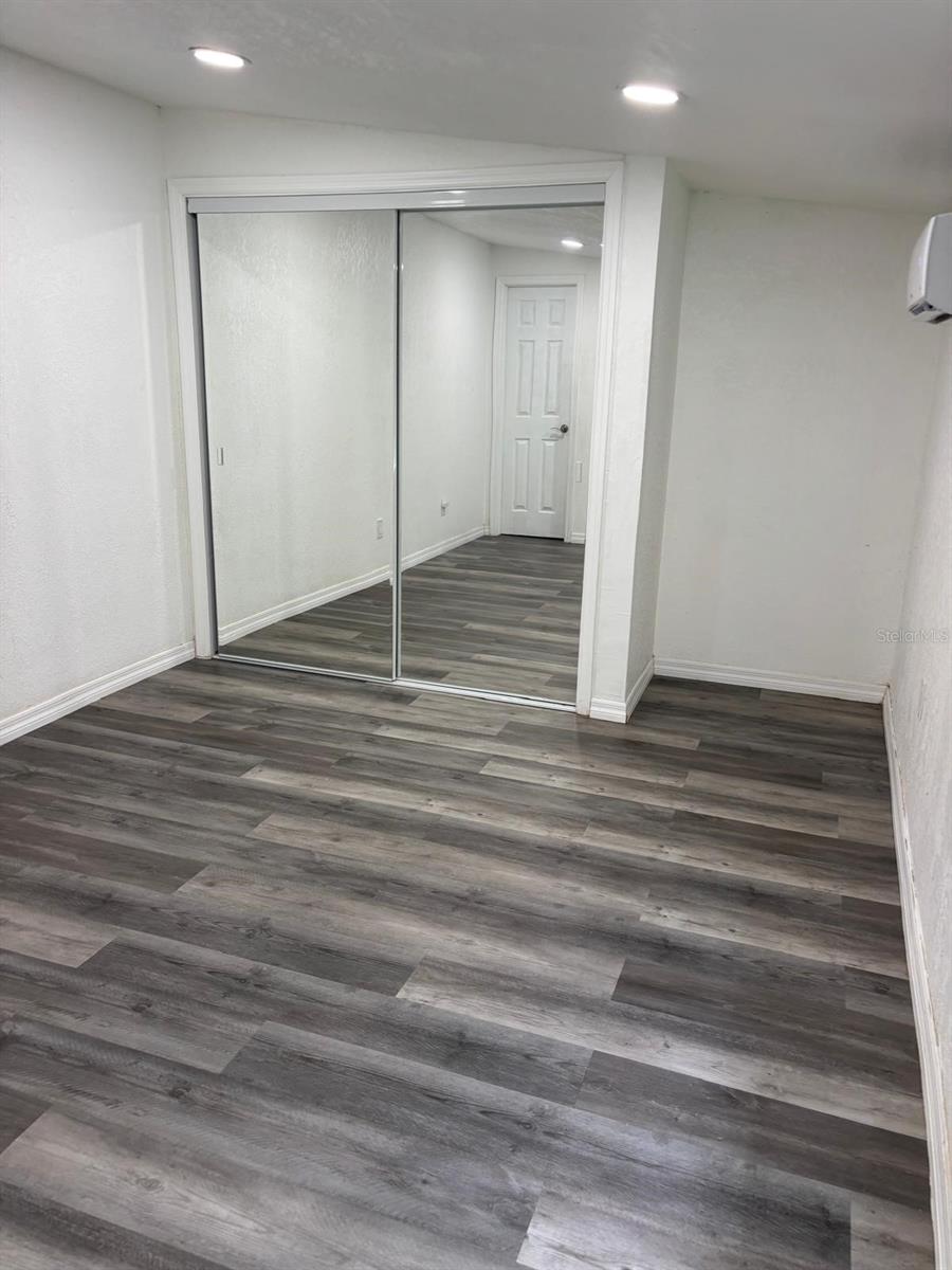 Image 20 of 28 For 5212 Lahaina Drive