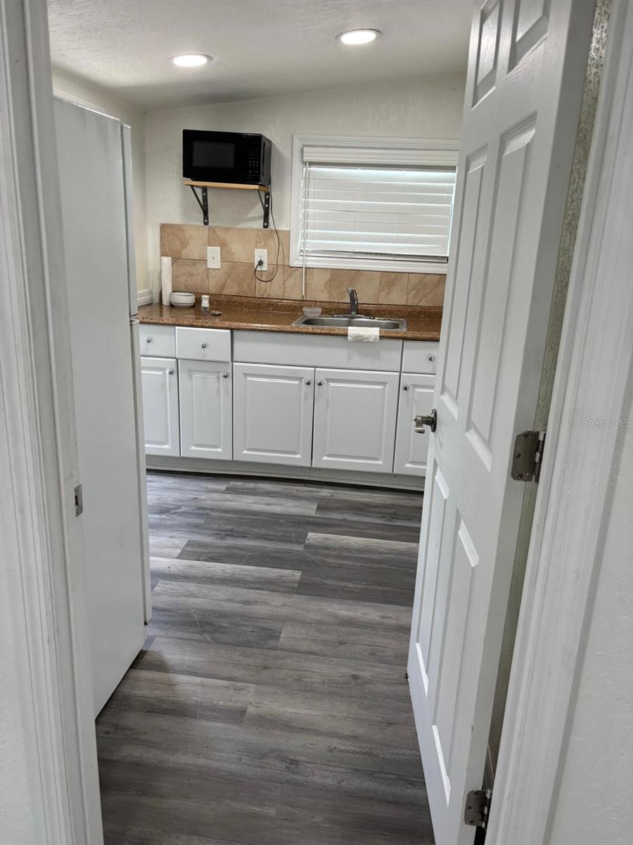 Image 21 of 28 For 5212 Lahaina Drive