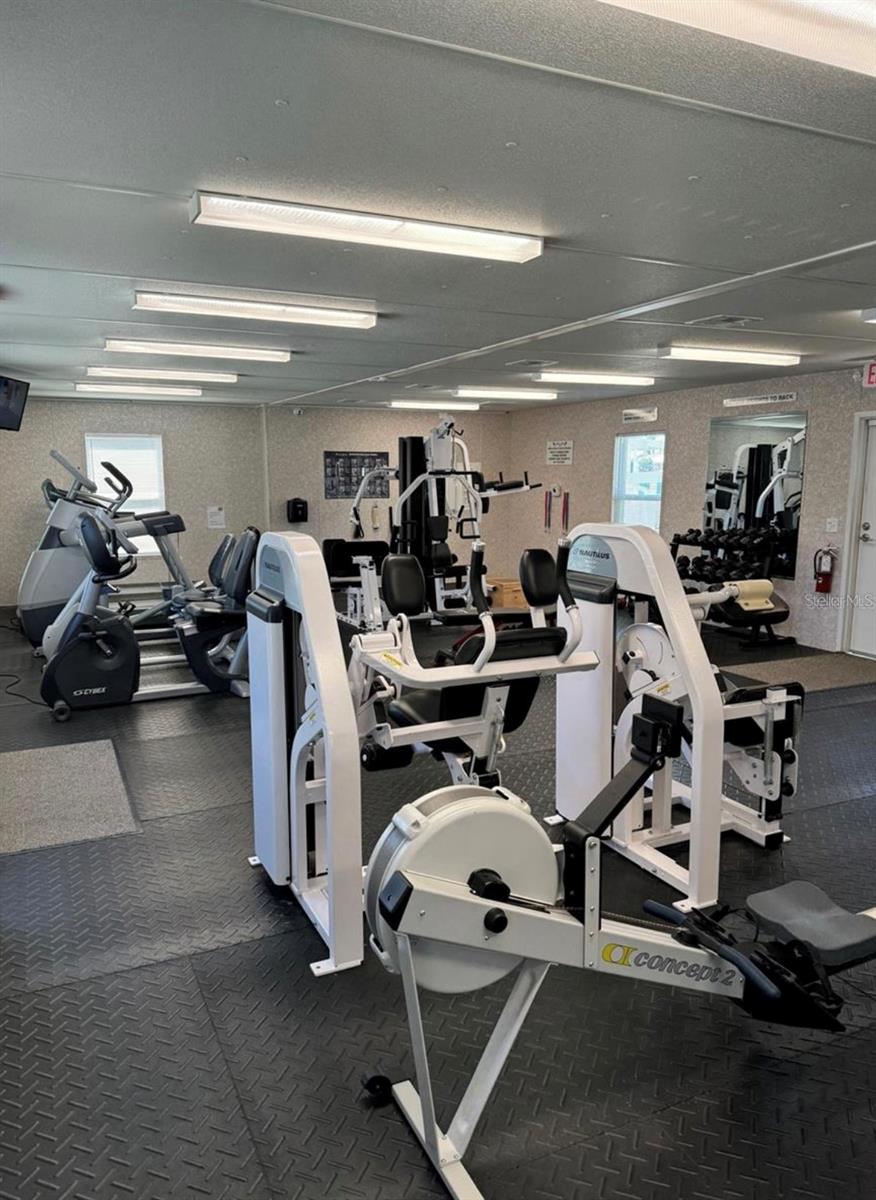 Image 35 of 38 For 340 Peace Manor