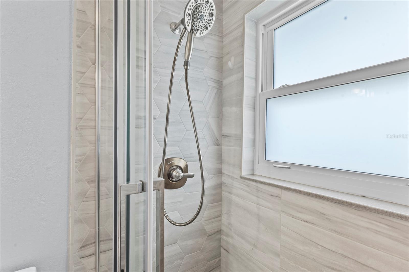 Image 13 of 26 For 2510 Eleventh Street