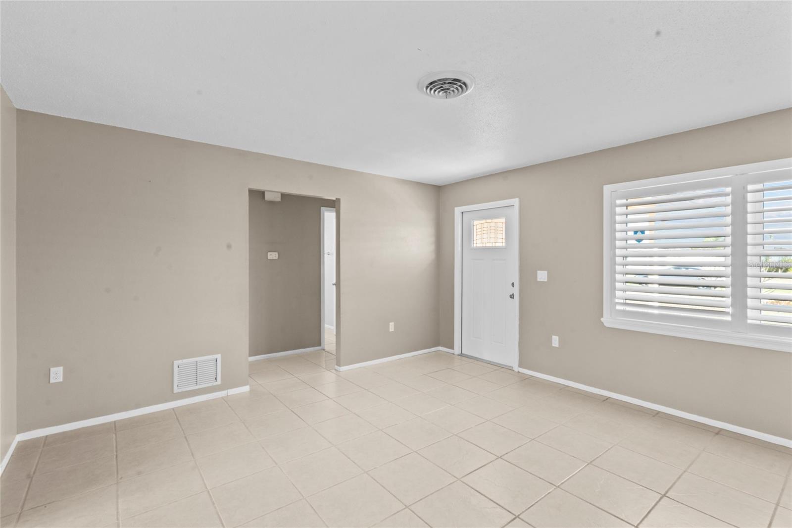 Image 4 of 26 For 2510 Eleventh Street