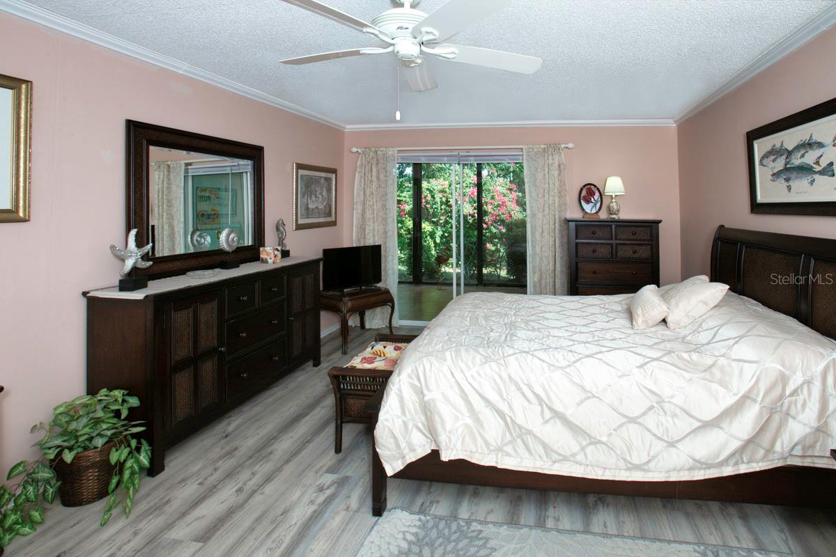 Image 14 of 45 For 106 Wild Palm Drive 106