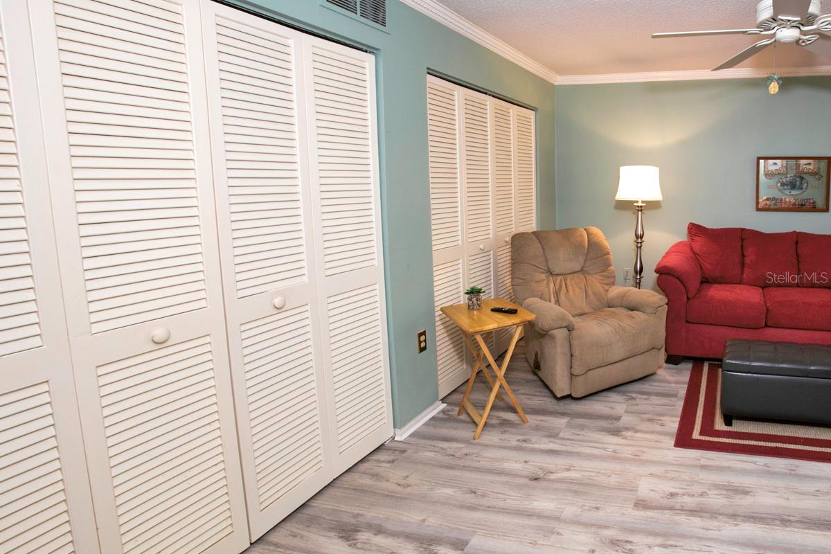 Image 24 of 45 For 106 Wild Palm Drive 106