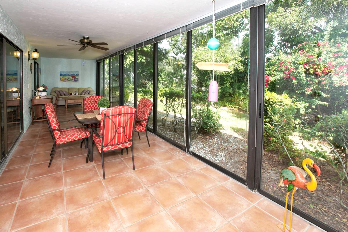 Image 25 of 45 For 106 Wild Palm Drive 106