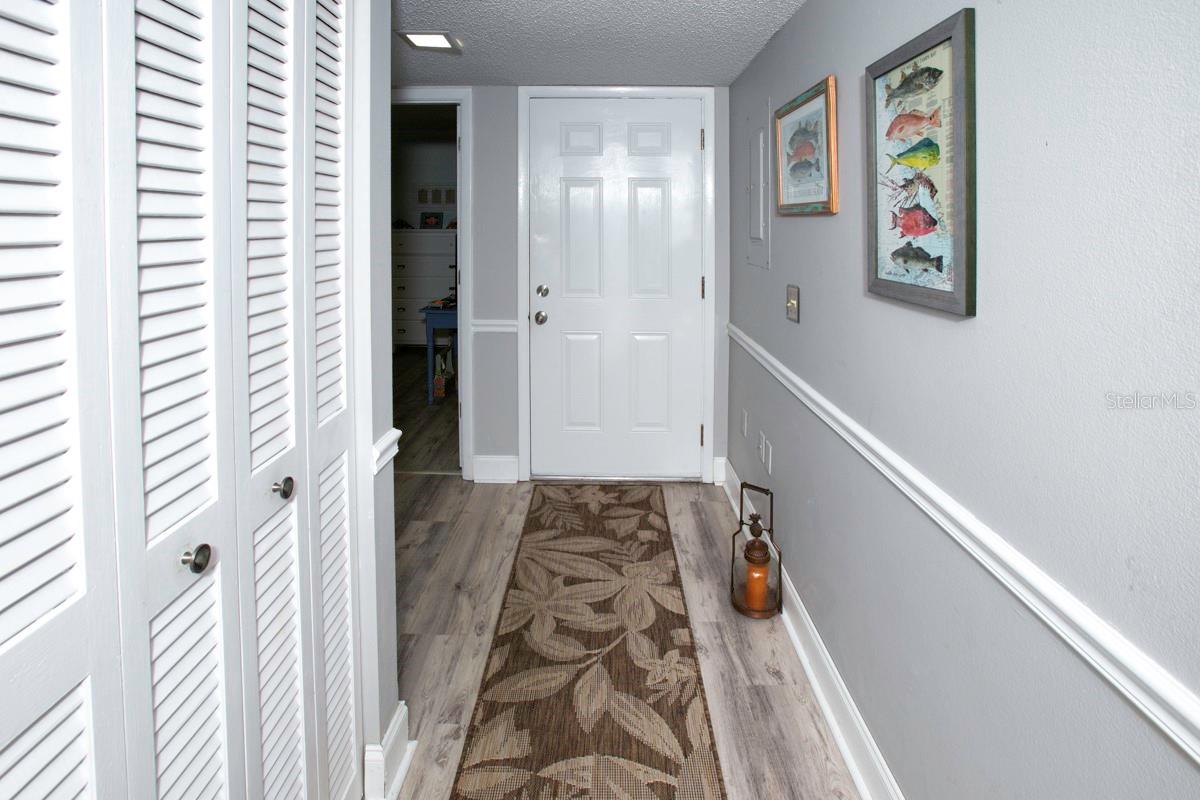 Image 35 of 45 For 106 Wild Palm Drive 106