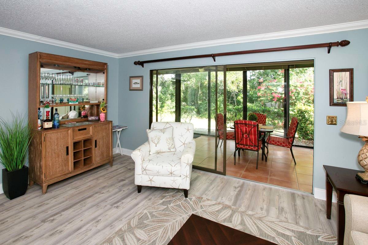 Image 4 of 45 For 106 Wild Palm Drive 106