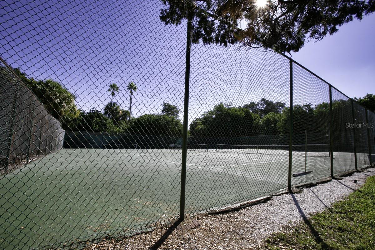 Image 41 of 45 For 106 Wild Palm Drive 106