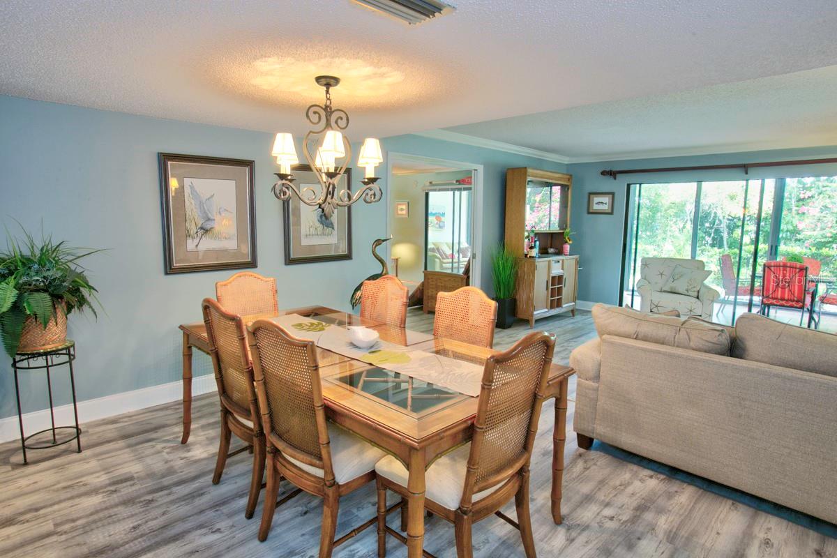 Image 5 of 45 For 106 Wild Palm Drive 106